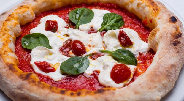 10 Pizzeria, sbarca a Roma la tonda pluripremiata di Vitagliano