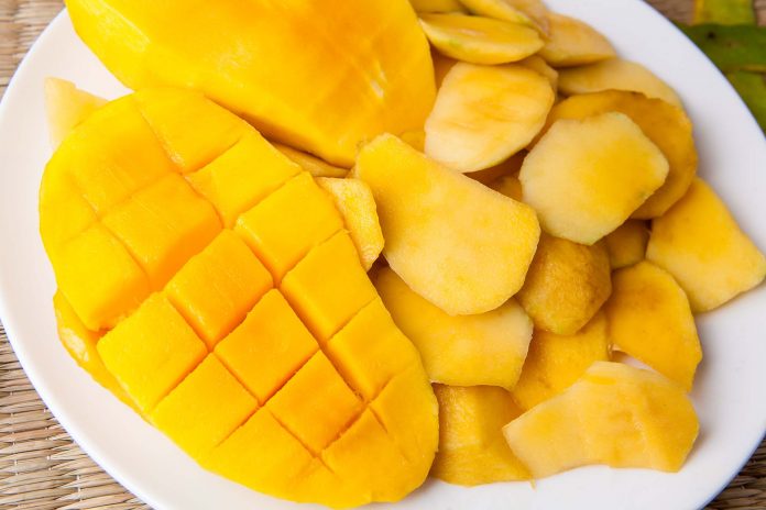 mango, frutta