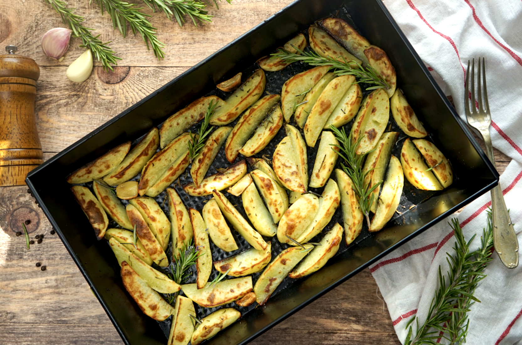 Patate al forno, la ricetta per ottenere una doratura perfetta