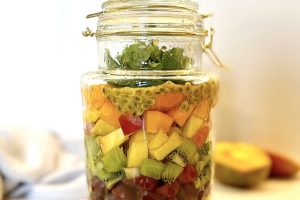 Macedonia estiva, un mix perfetto di frutta fresca e sana