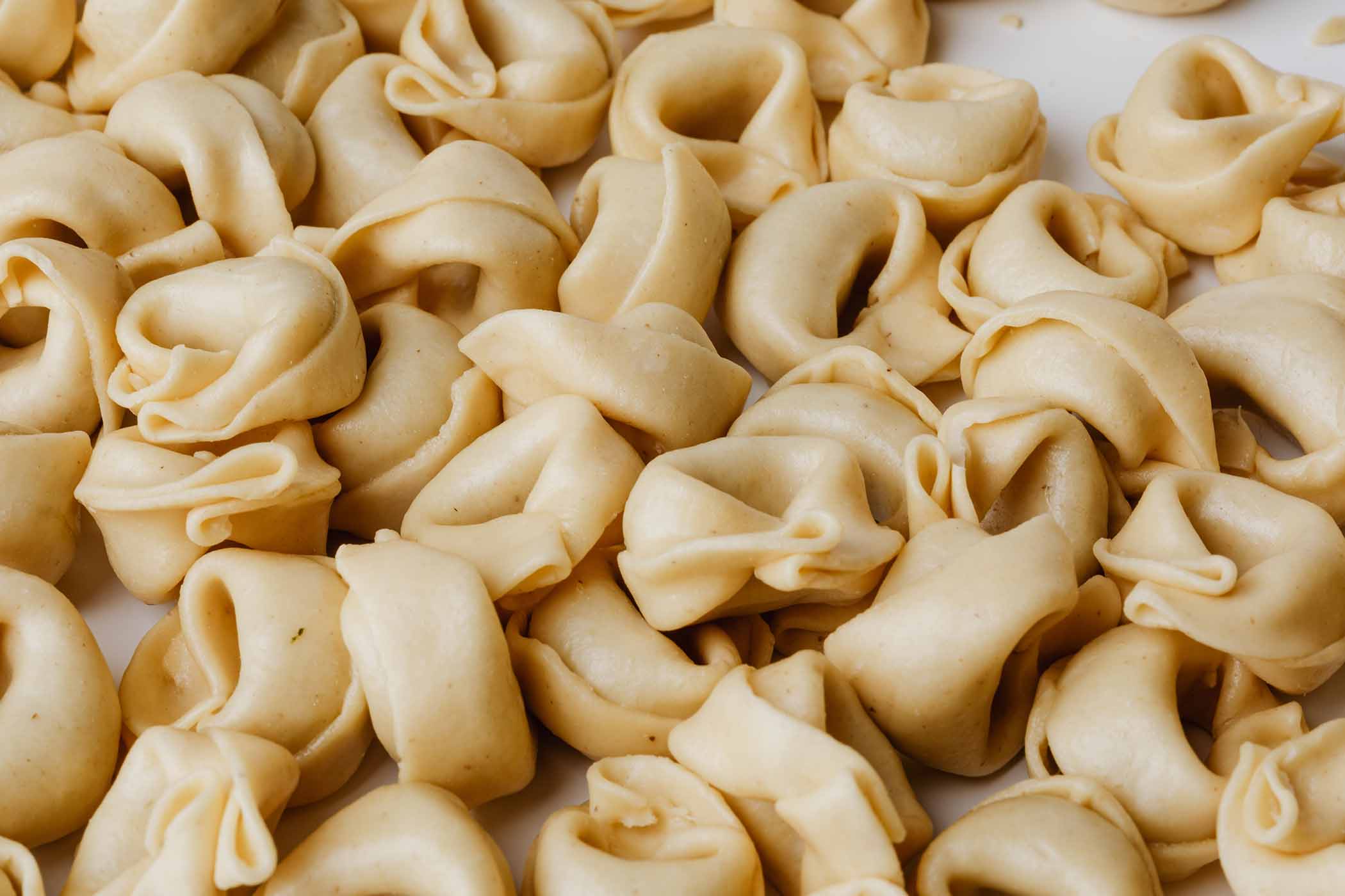 Tortelli di gusto: la ricetta dei tortellini