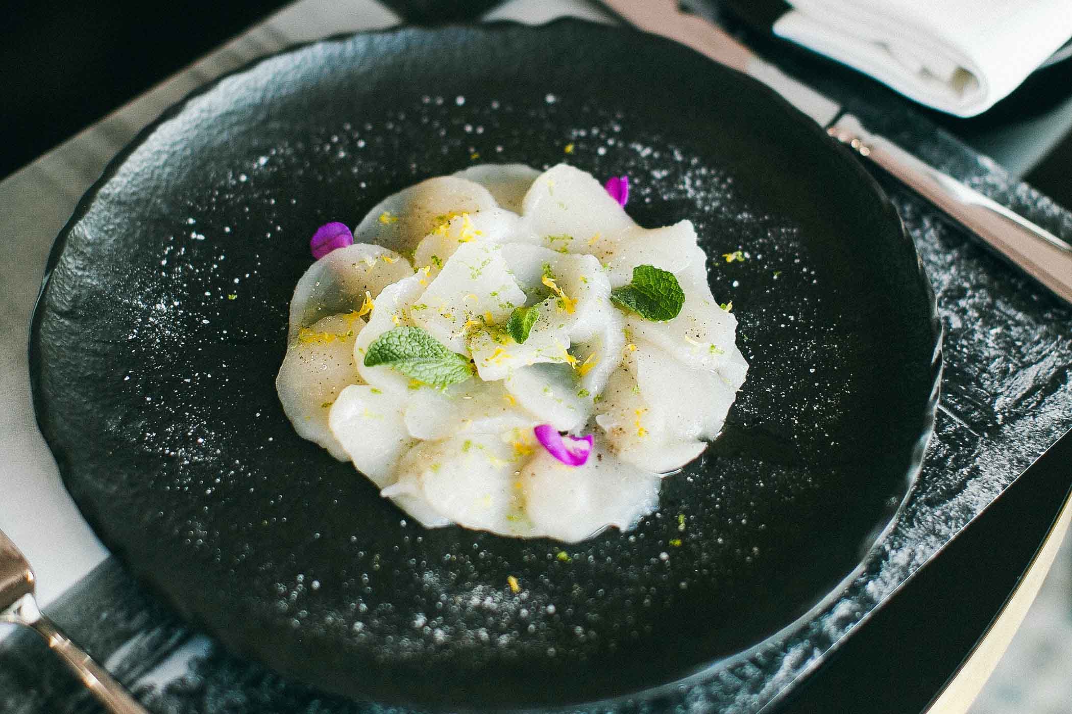 Crudi per ferie, la ricetta del crudo di morone