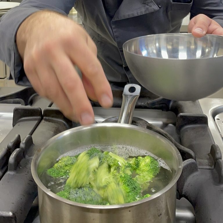 pasta broccoli e salsiccia step 1