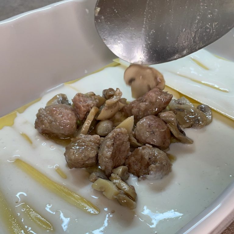 lasagne funghi e salsiccia step 7