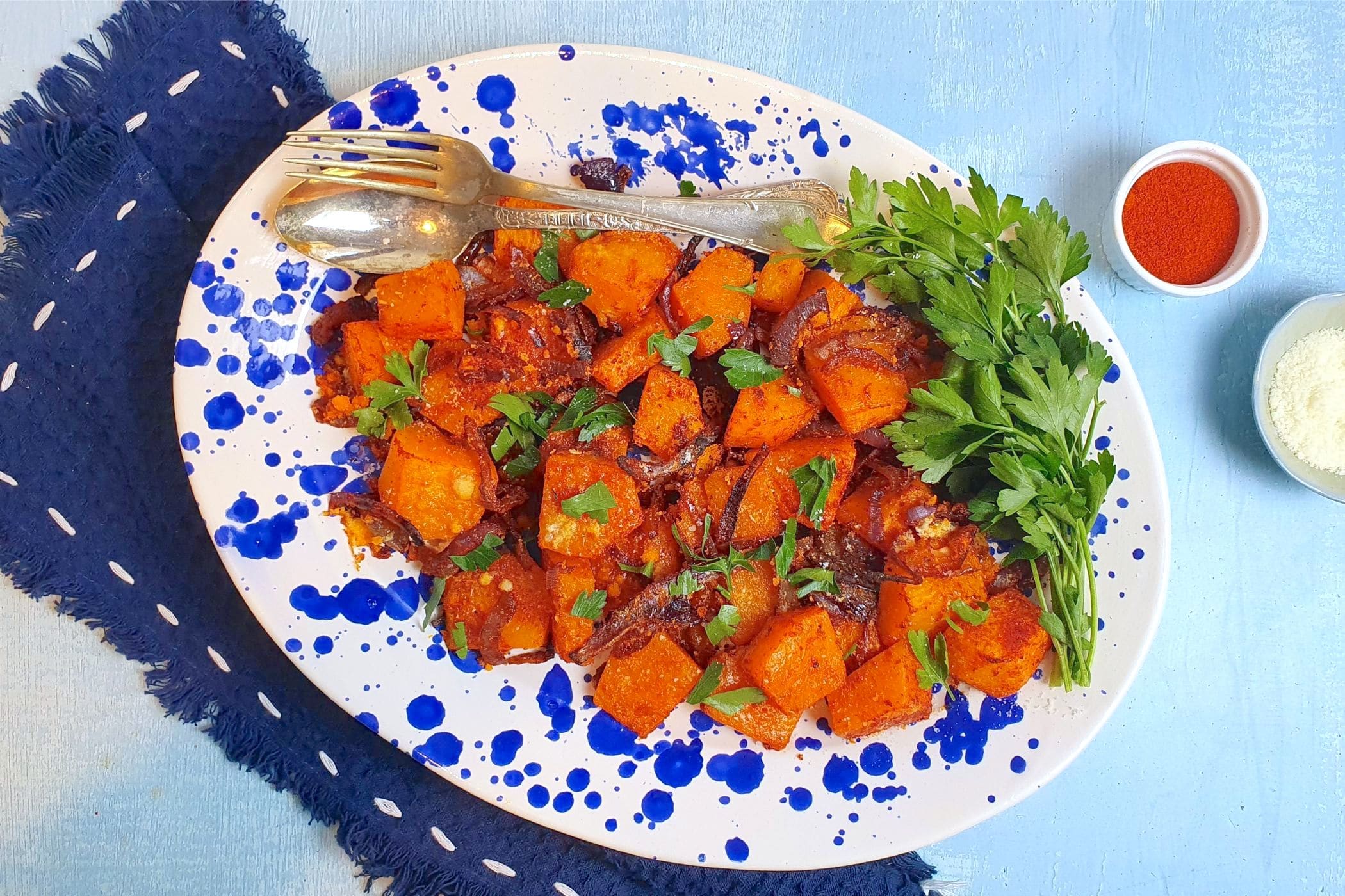 Zucca al forno con cipolla, paprika e pecorino: la ricetta saporita!