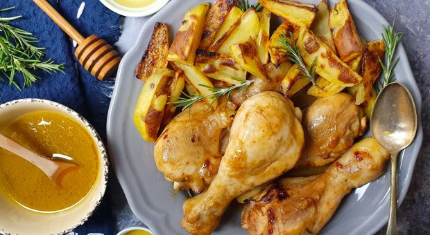 Cosce di pollo al forno con glassa al miele: la ricetta squisita