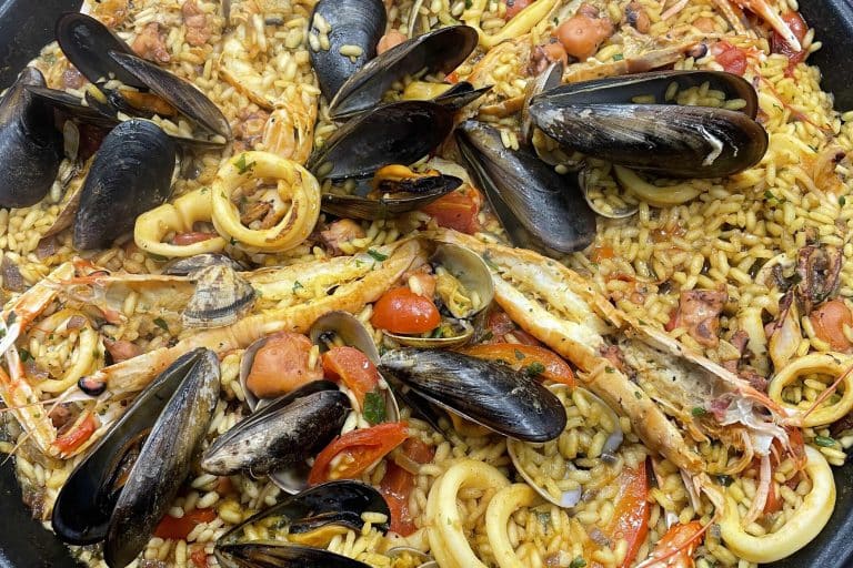 Paella de marisco