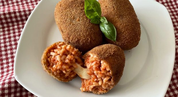 Suppl&igrave; di riso: la ricetta facile per ottenere delle crocchette perfette