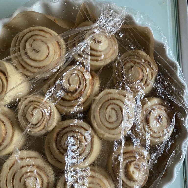 cinnamon rolls step 8