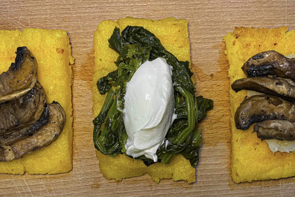 crostini di polenta