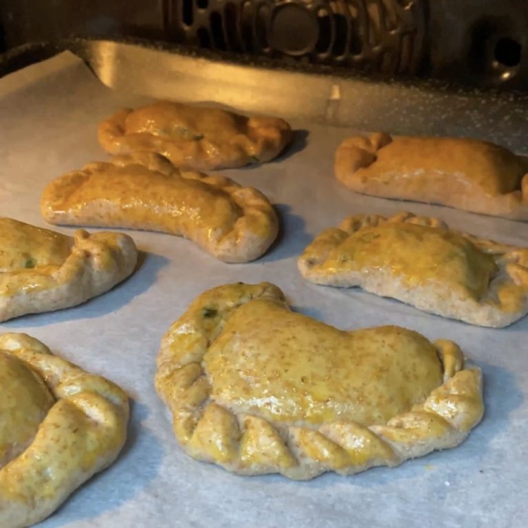 empanadas step4