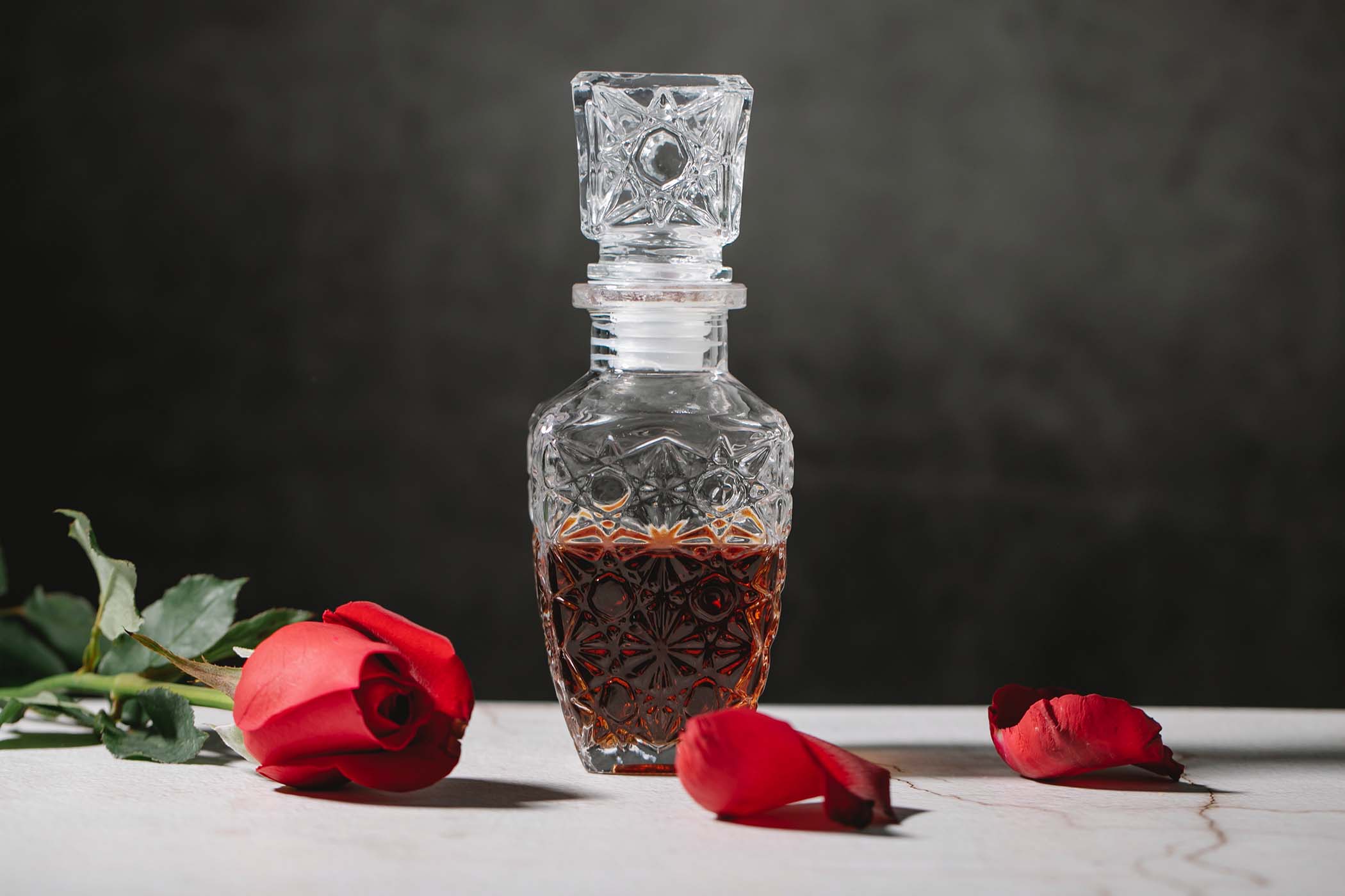 Bocca di rosa, la ricetta del ratafià di petali