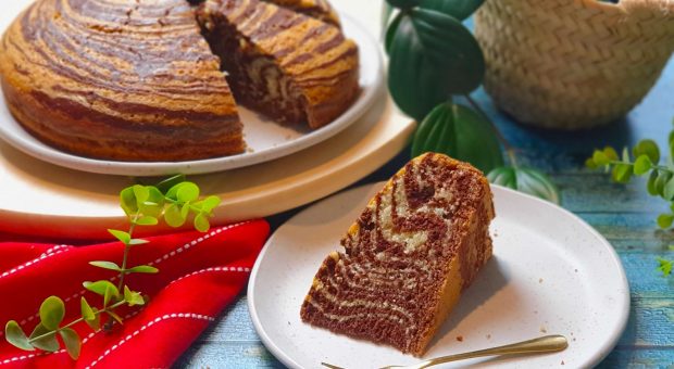 Torta zebrata all acqua, la ricetta soffice e facilissima!