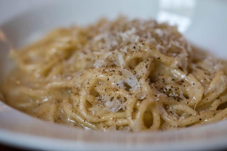 pasta cacio e pepe