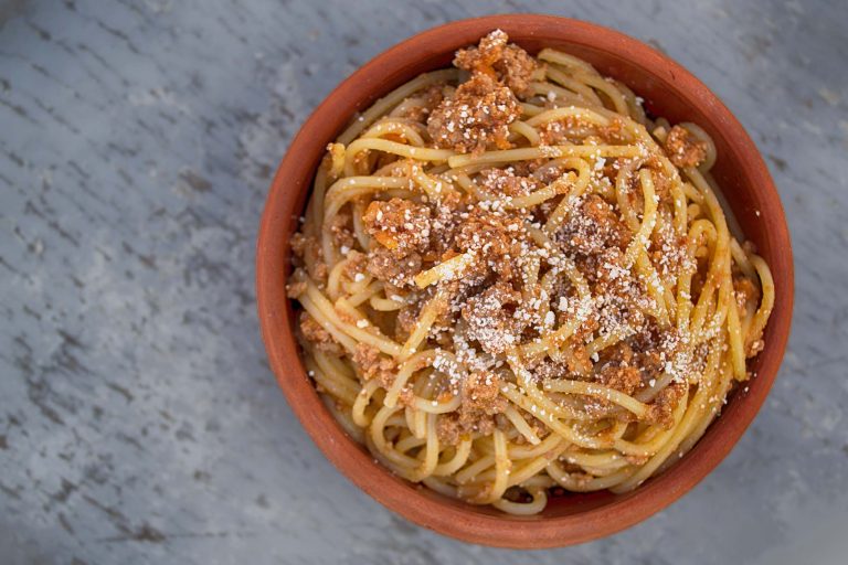 pasta tradizione cucina italiana italia spaghetti sugo