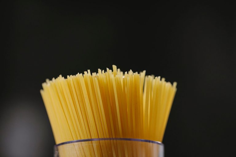 Spaghetti e stelle: la ricetta degli spaghetti con triglie