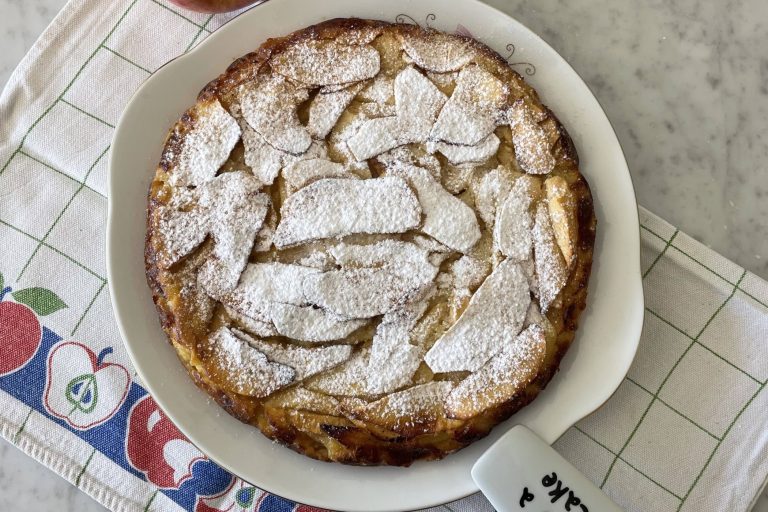 Torta invisibile di mele