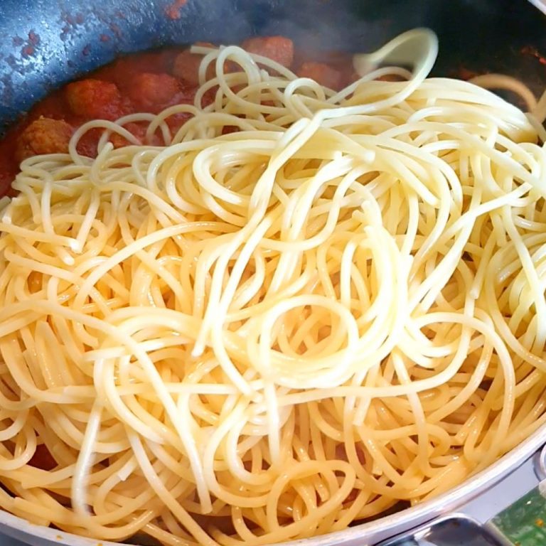 Spaghetti con polpette step6