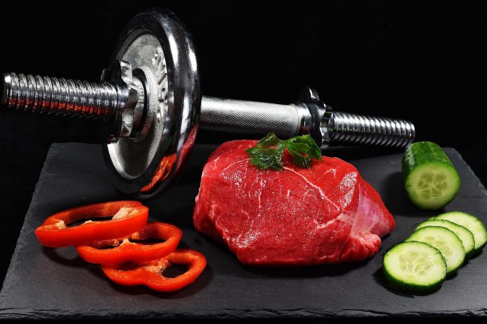 carne verdura pesi palestra dieta
