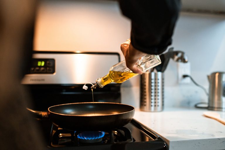 padella olio cucina