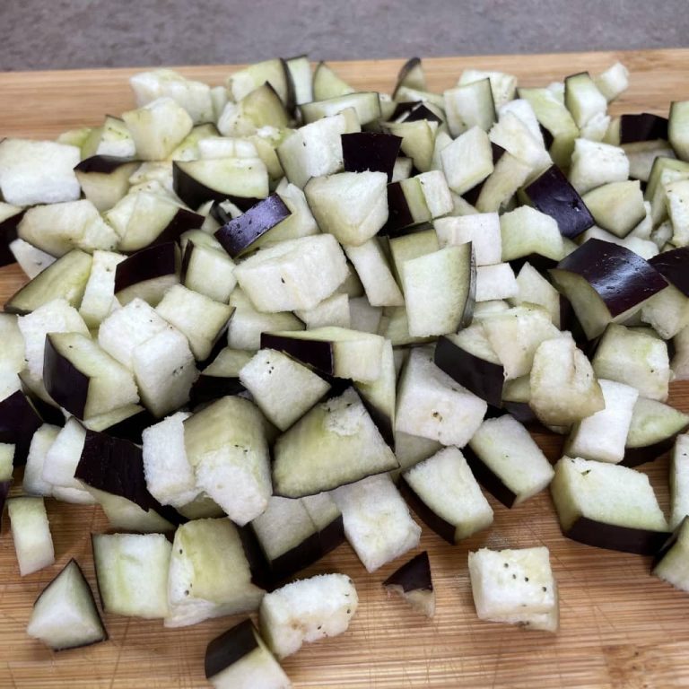 Pasta con melanzane step 1