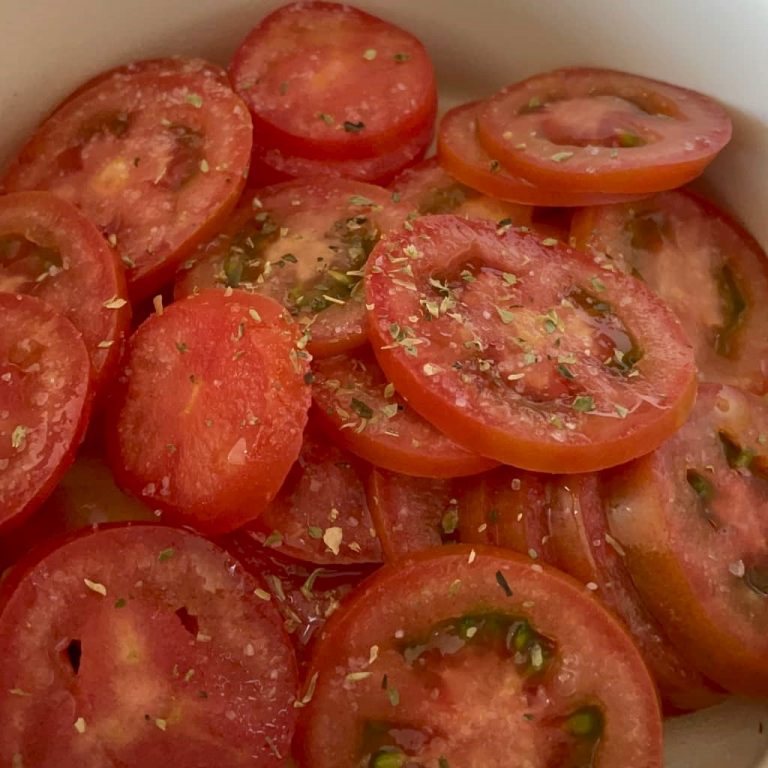 Torta salata caprese step1
