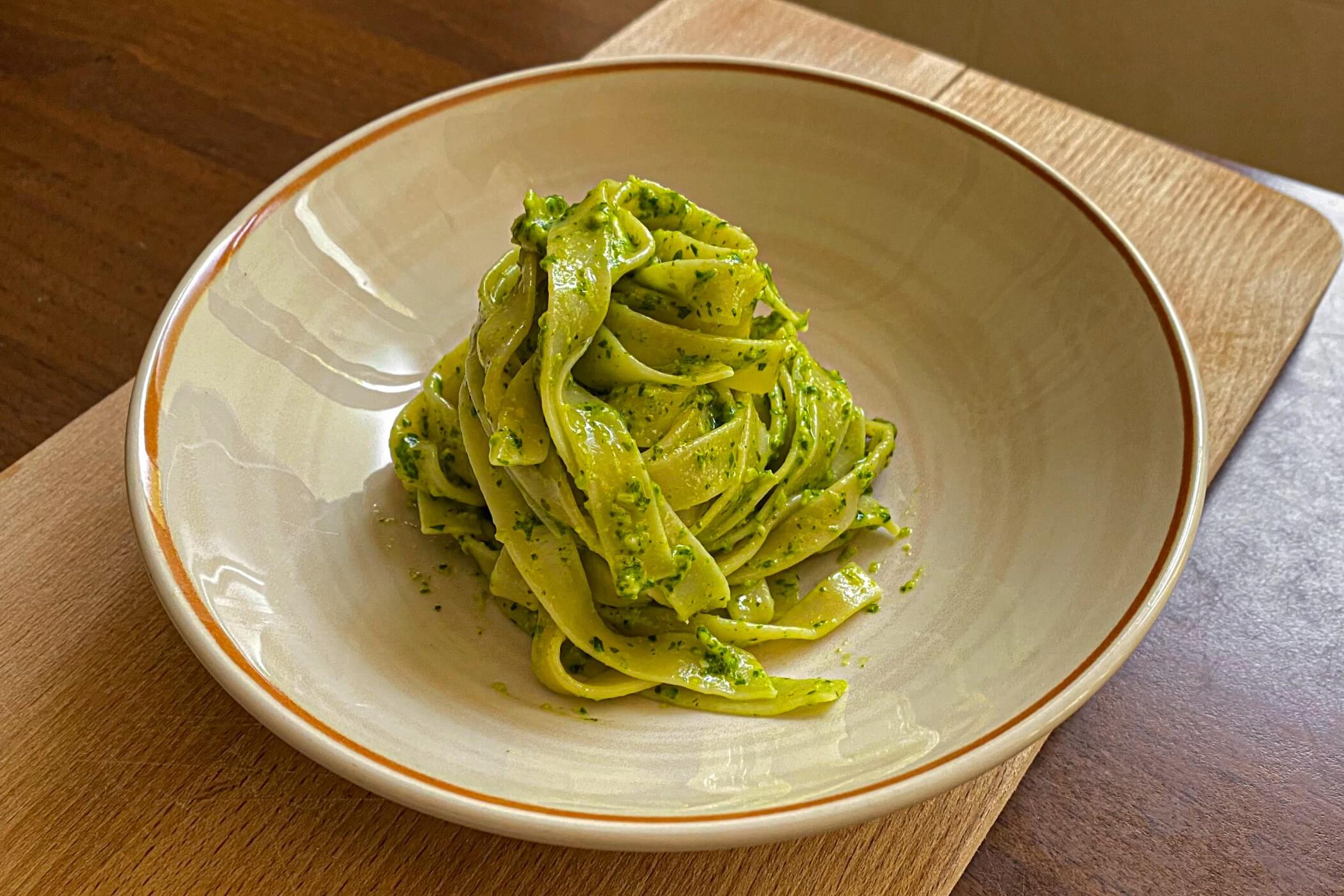 Pesto di rucola, la ricetta fresca e aromatica MoltoFood