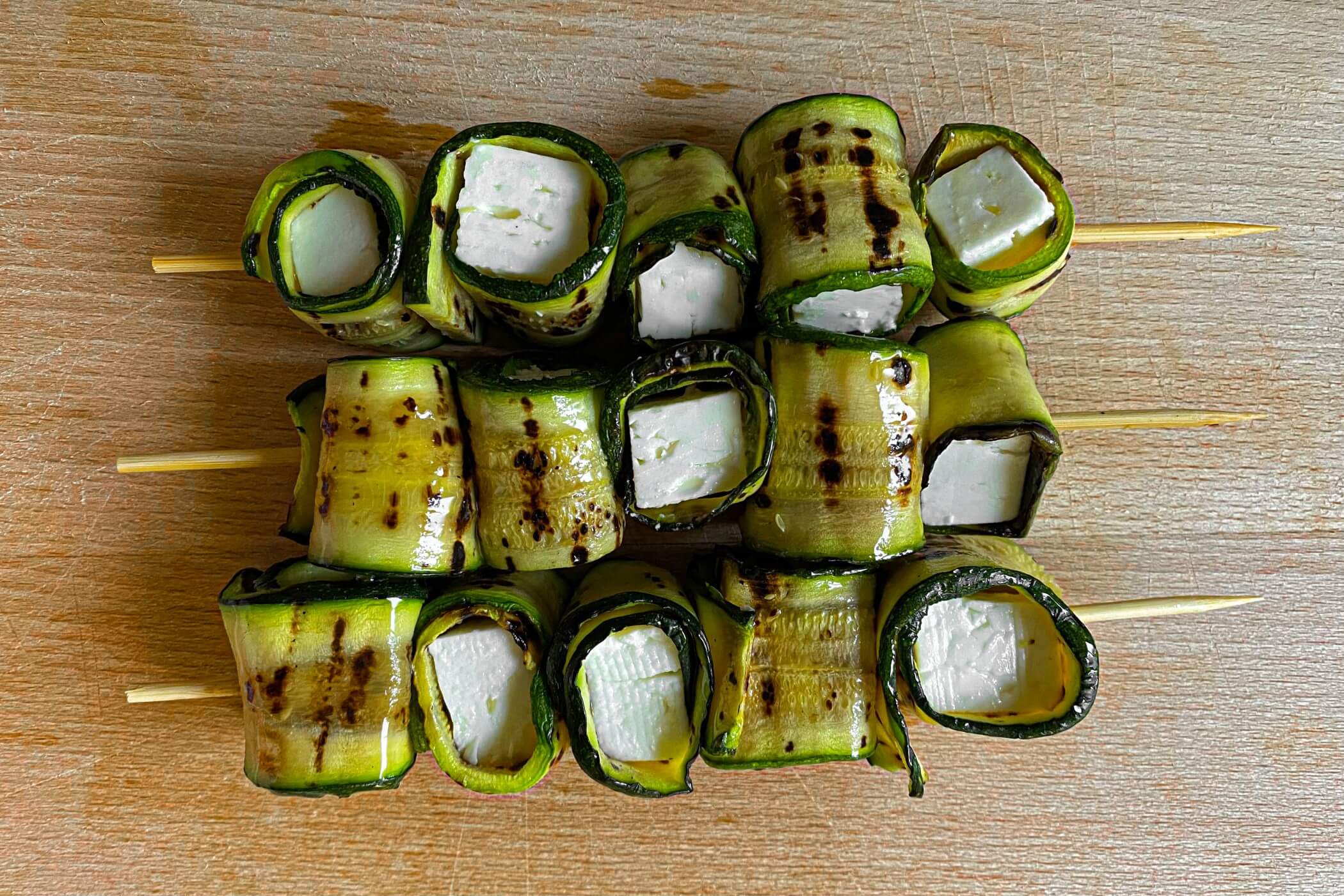 Spiedini di zucchine, 3 ingredienti per una ricetta super creativa
