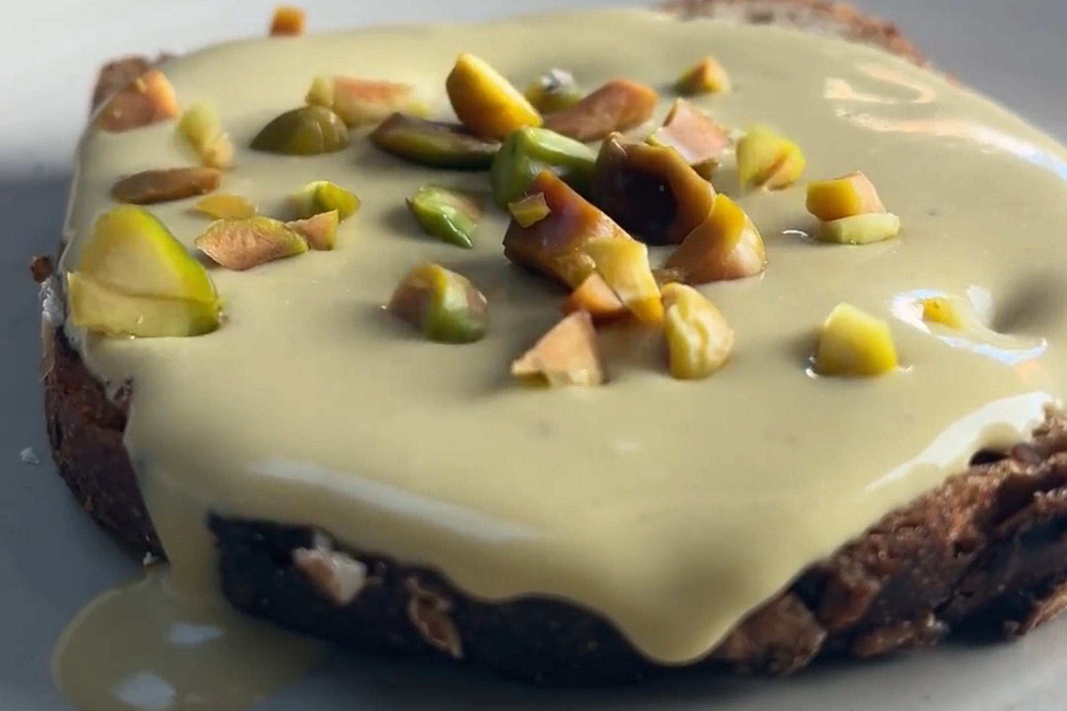 Crema di pistacchio spalmabile, la ricetta golosa di cui non potrai più fare a meno