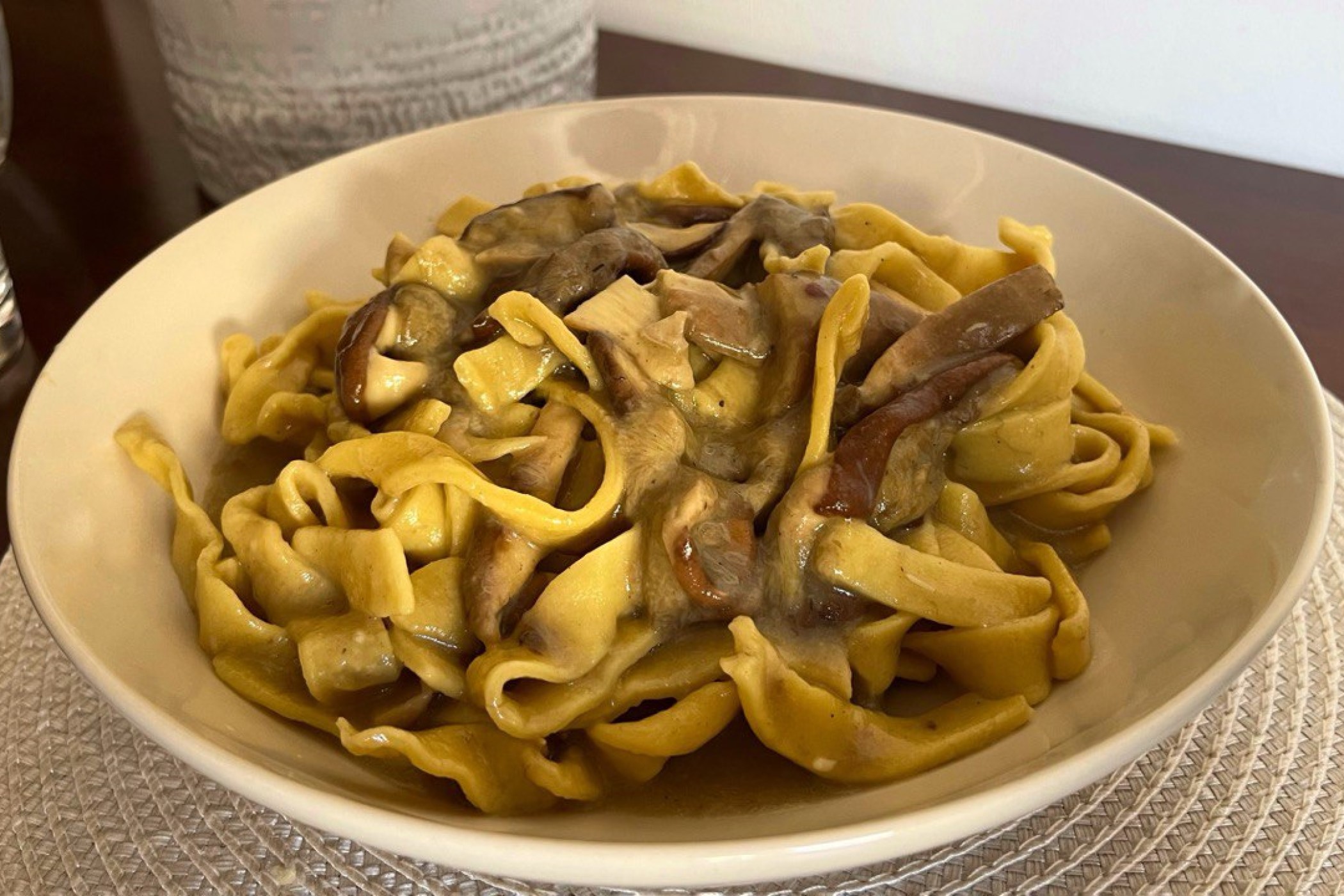 Fettuccine ai funghi porcini fatte in casa, la ricetta MoltoFood