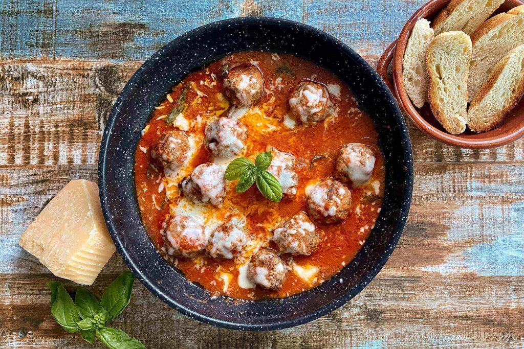 Polpette alla pizzaiola