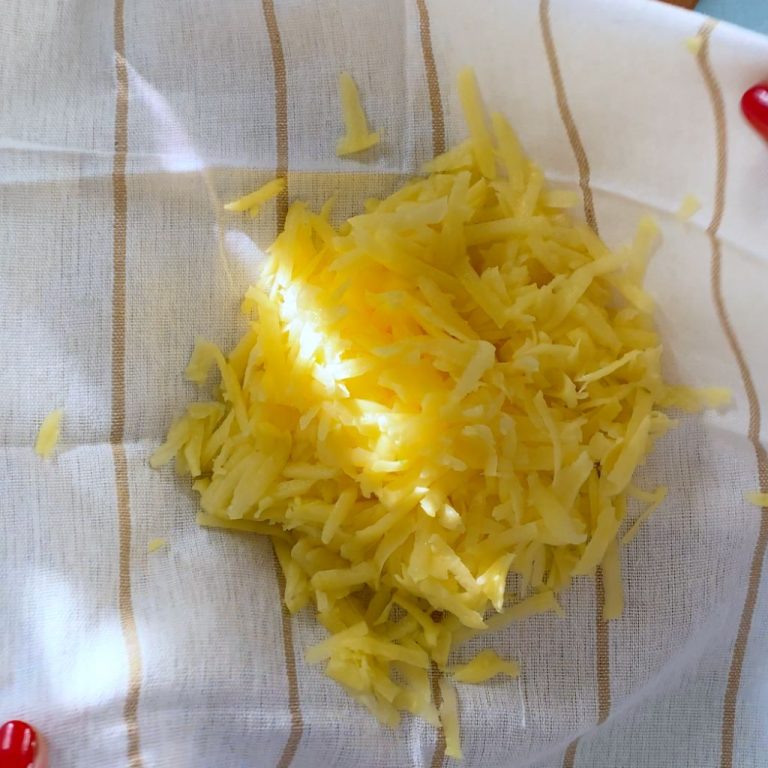 Schiacciata di patate step2