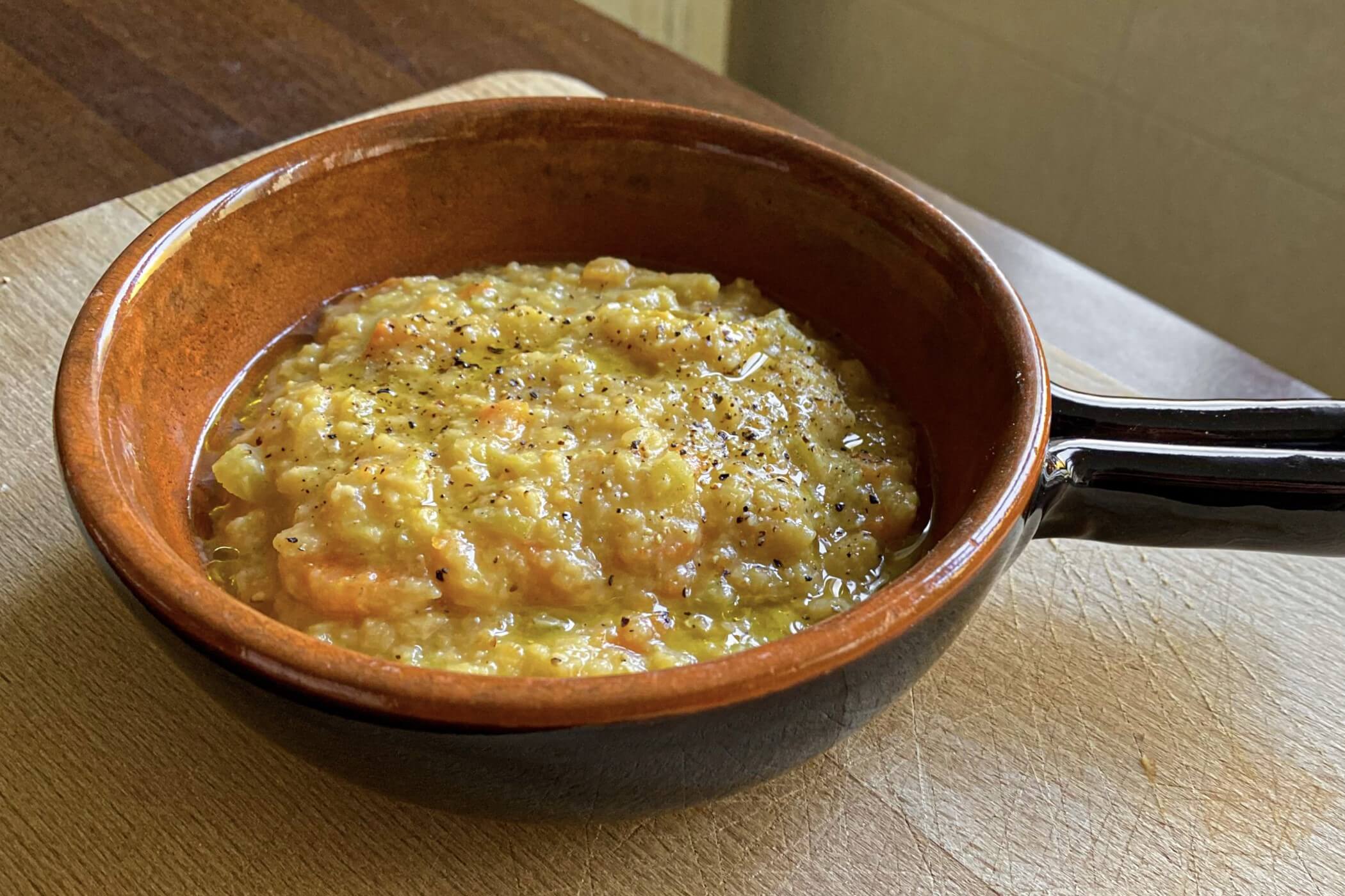 Zuppa di lenticchie rosse, la ricetta proteica super cremosa