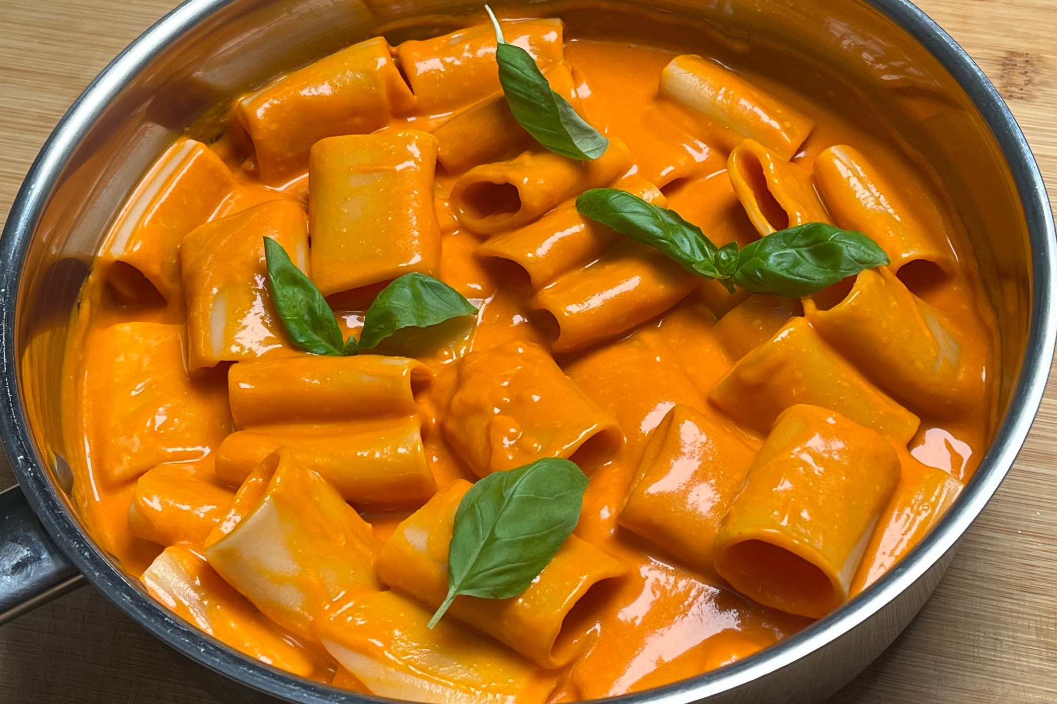 Paccheri alla Vittorio, la ricetta più famosa del web MoltoFood