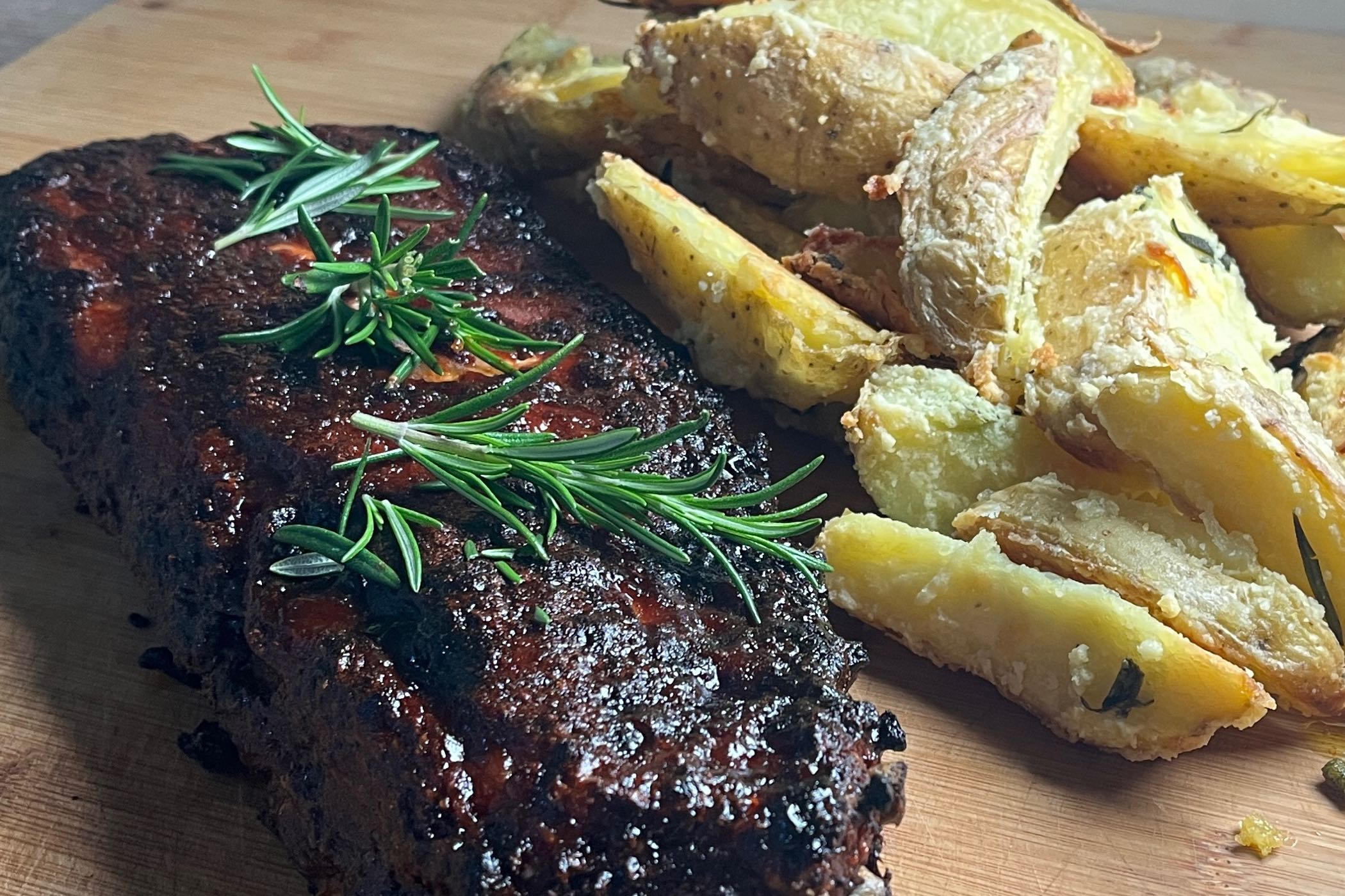 Costolette di maiale in salsa BBQ, ricetta facile - MoltoFood