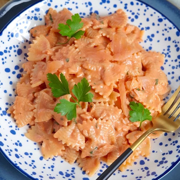 Farfalle al salmone step5