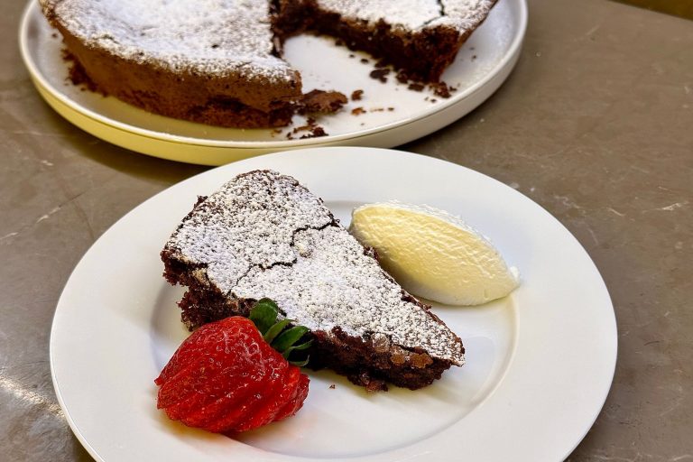 Torta Tenerina, il dolce al cioccolato che si scioglie in bocca