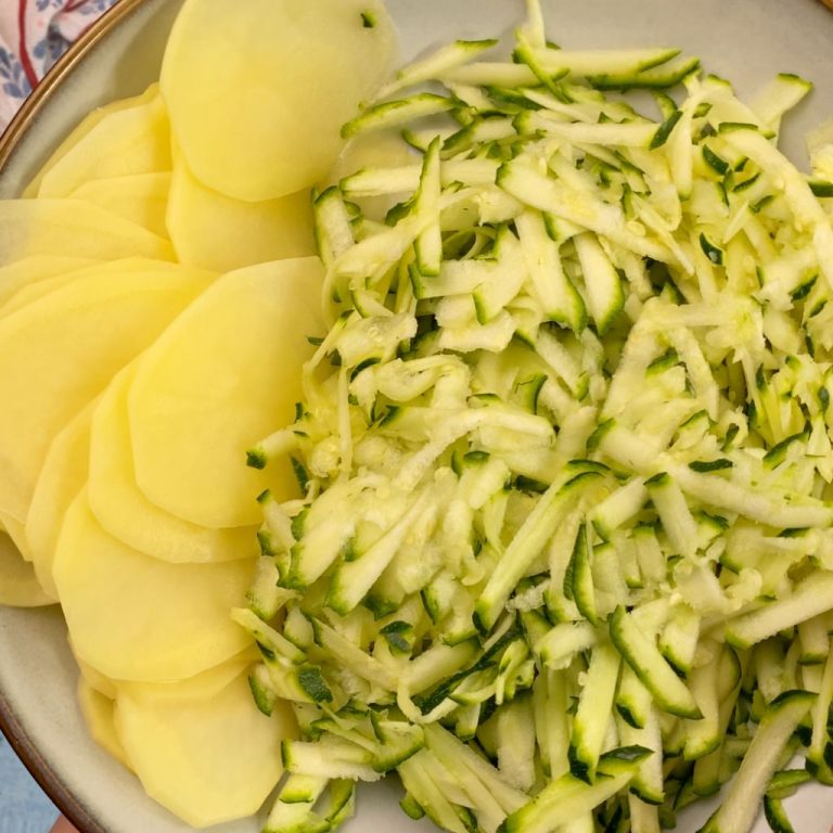 Torta di rose salata step1