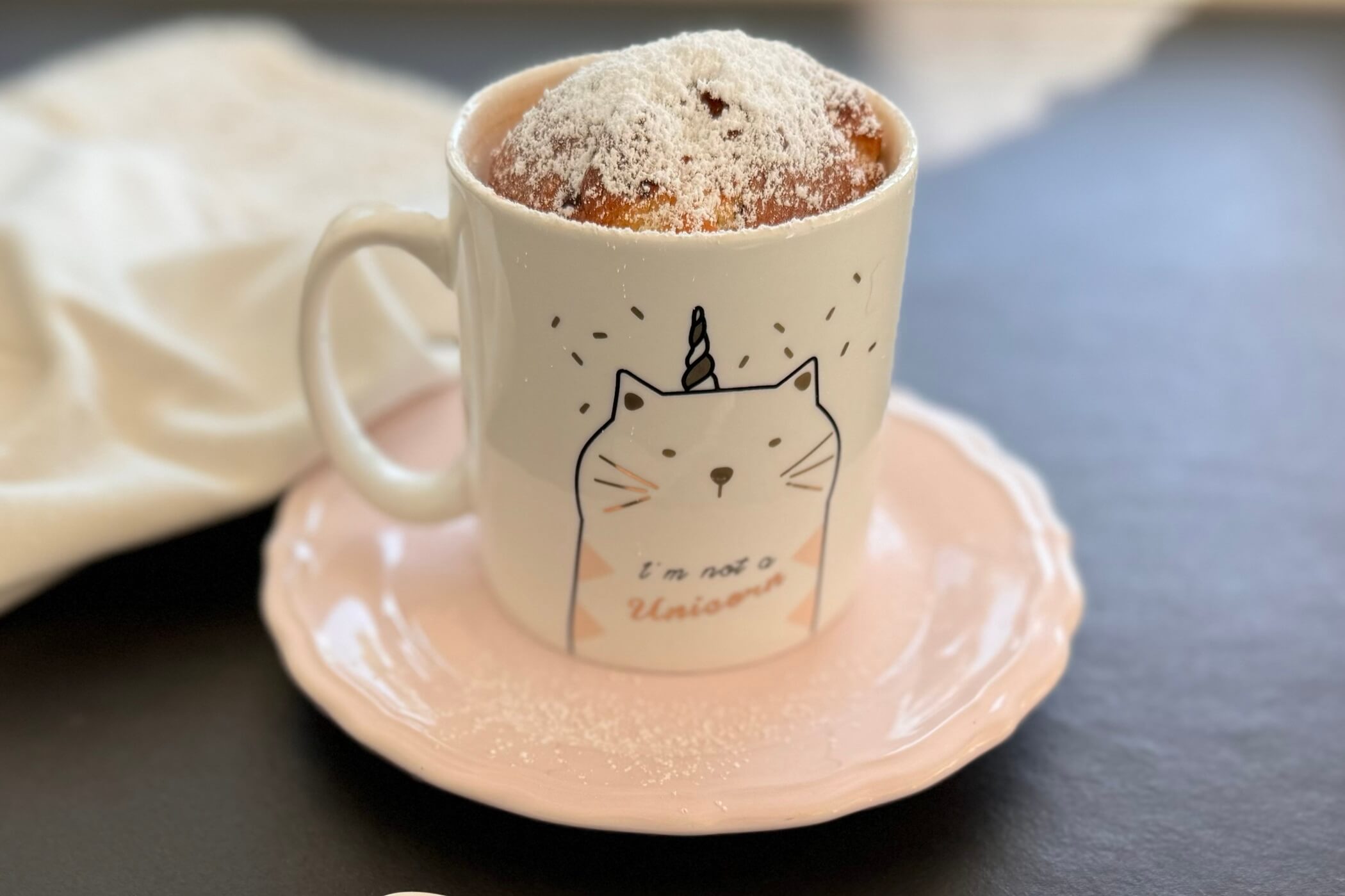 Mug Cake in friggitrice ad aria, la ricetta super cute per i pomeriggi freddi