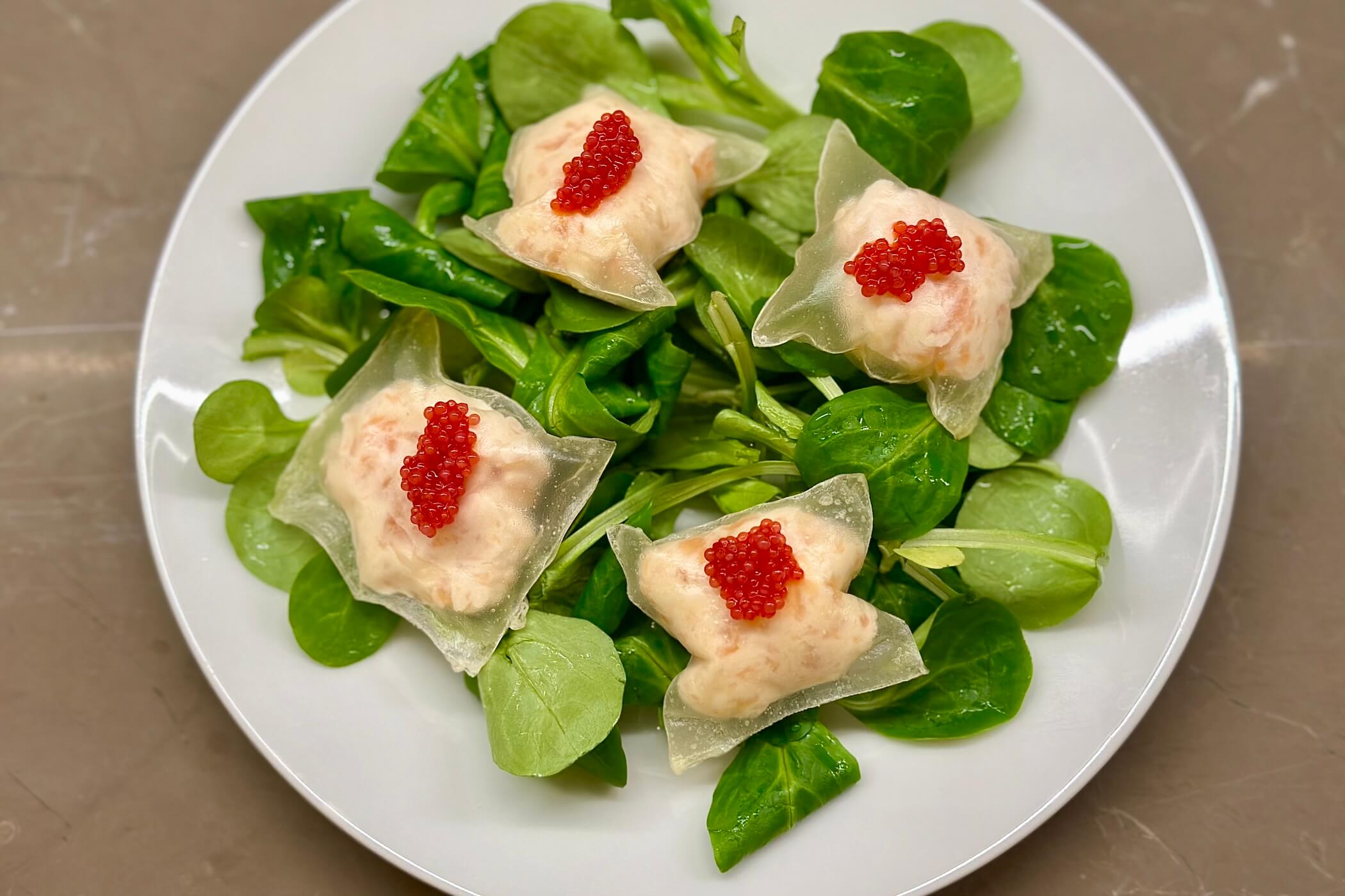 Fagottini di riso con mousse al salmone, l’antipasto “wow” naturalmente senza glutine