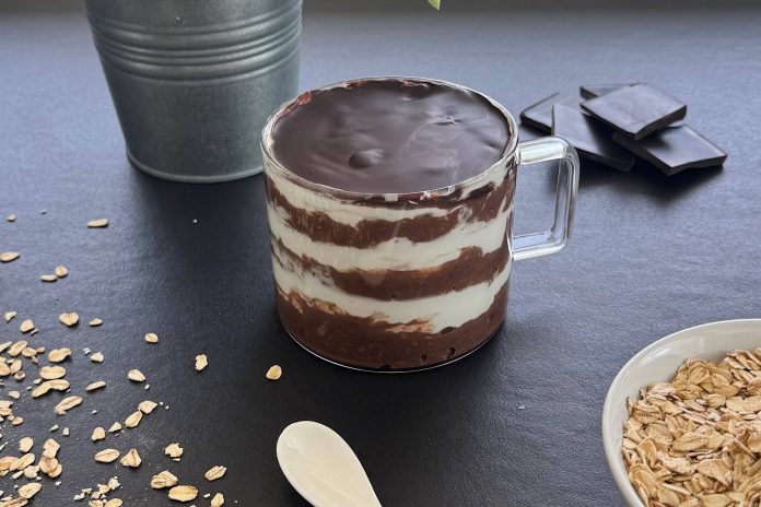 Overnight porridge tiramisù