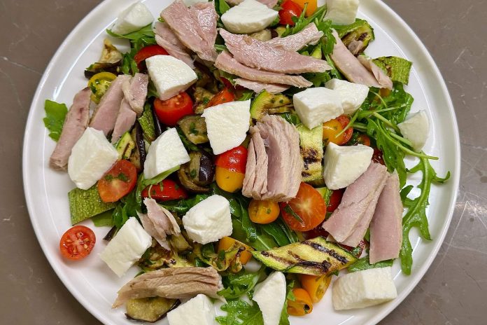 Insalata di verdure grigliate