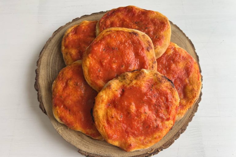 Focaccine al pomodoro