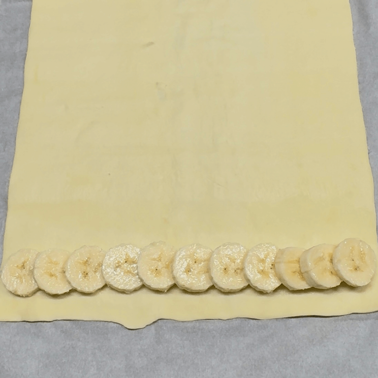 Banana rolls step1
