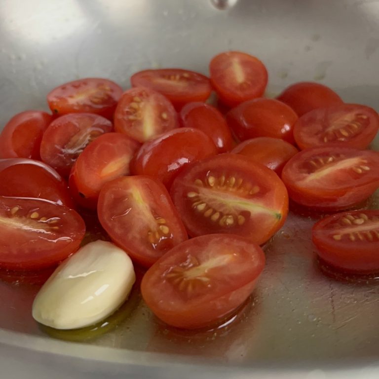 Pasta ai gamberi e pomodorini step2