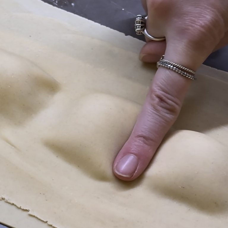 Ravioli di pesce step 6