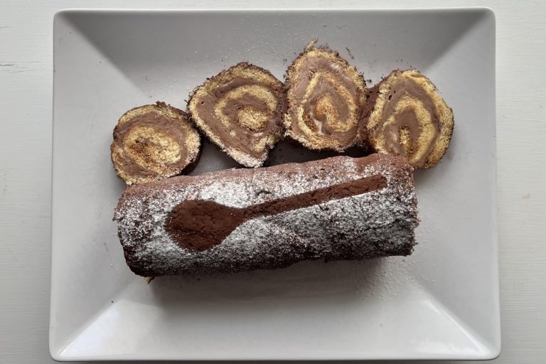 Rotolo di pandoro nutella e mascarpone