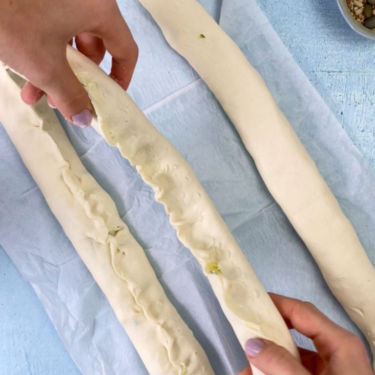 Treccia di pasta sfoglia al salmone step4