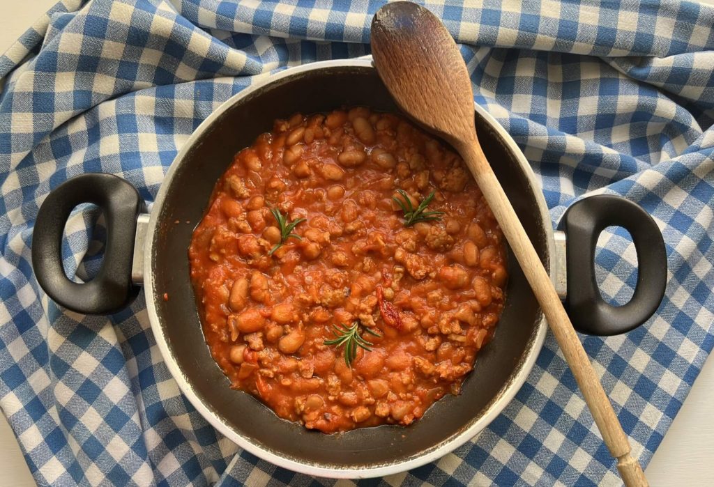 Fagioli al sugo