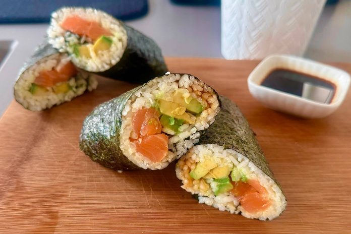 Sushi burrito